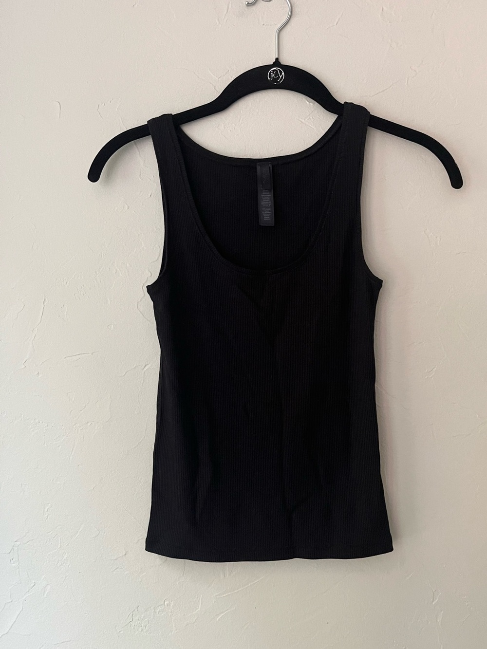 🖤NEW SKIMS SOFT LOUNGE RIB TANK TOP ONYX M